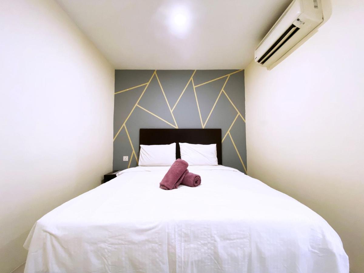 Your Hotel Klang By D'Concept Esterno foto