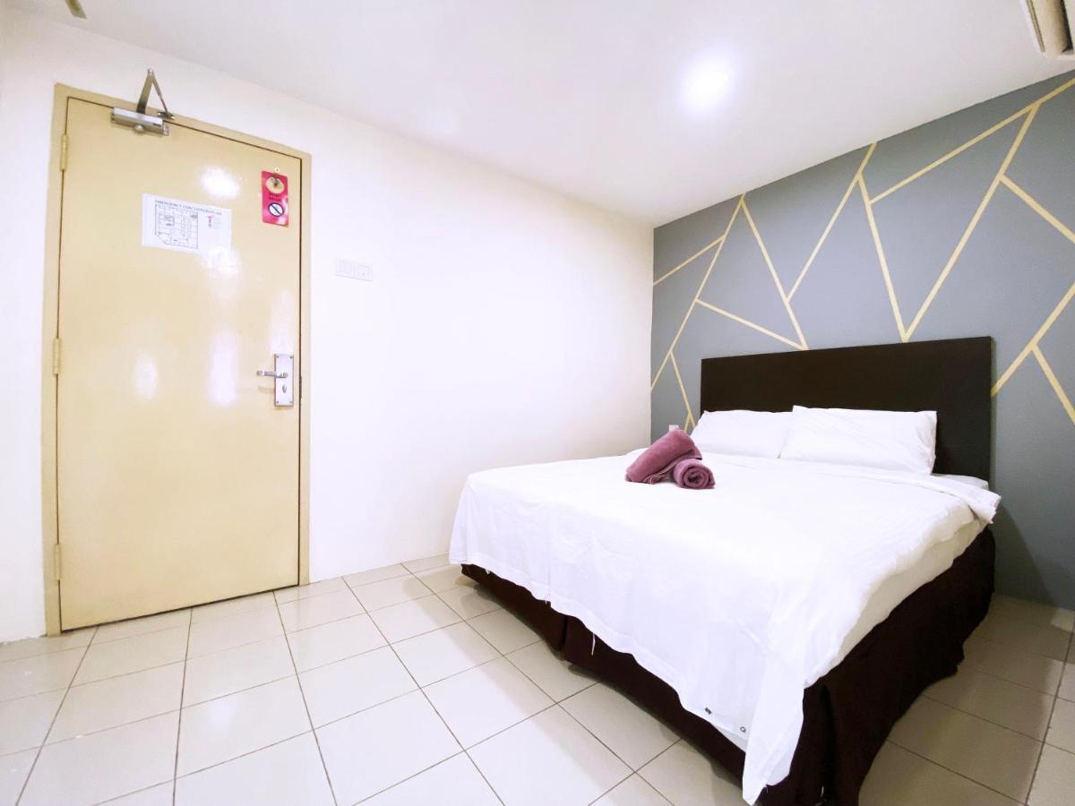 Your Hotel Klang By D'Concept Esterno foto