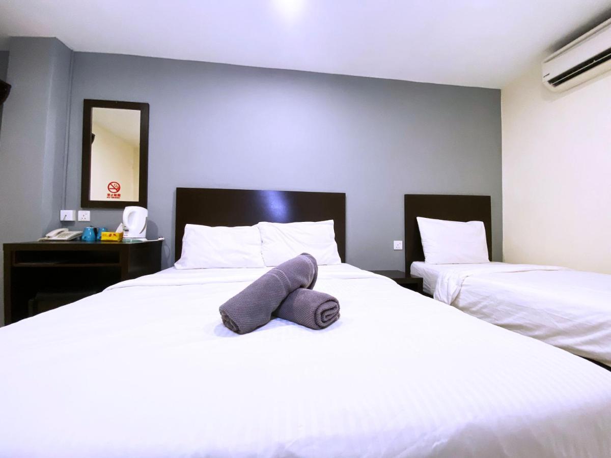 Your Hotel Klang By D'Concept Esterno foto