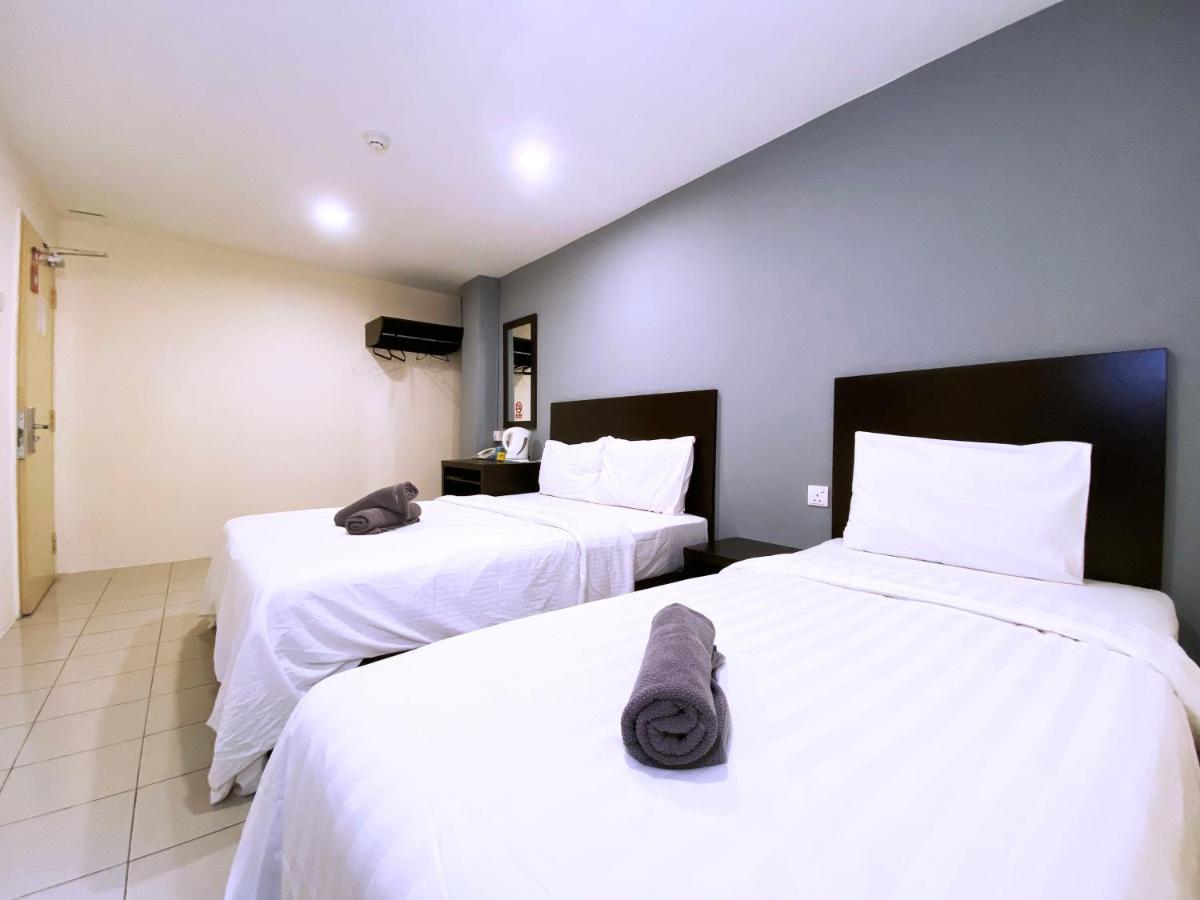 Your Hotel Klang By D'Concept Esterno foto