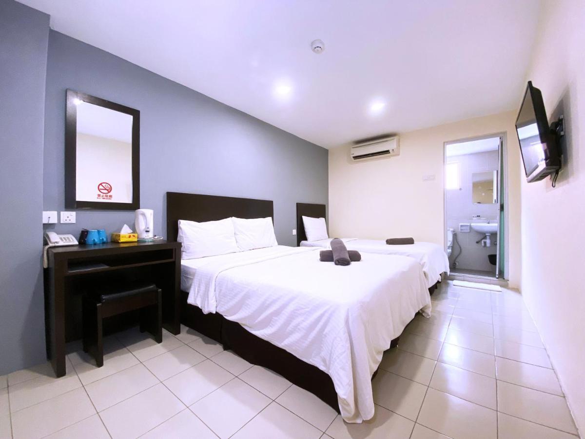 Your Hotel Klang By D'Concept Esterno foto